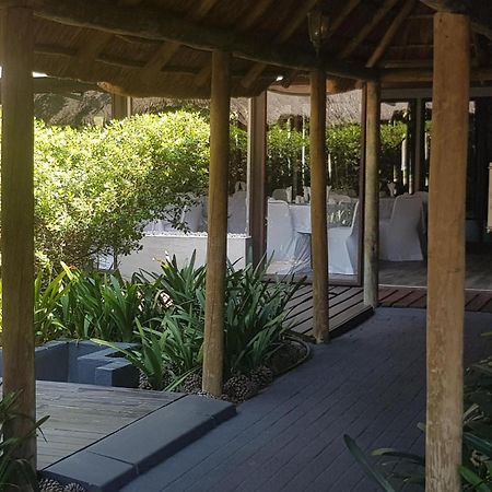 Vista Ort Hotel Kempton Park Bagian luar foto