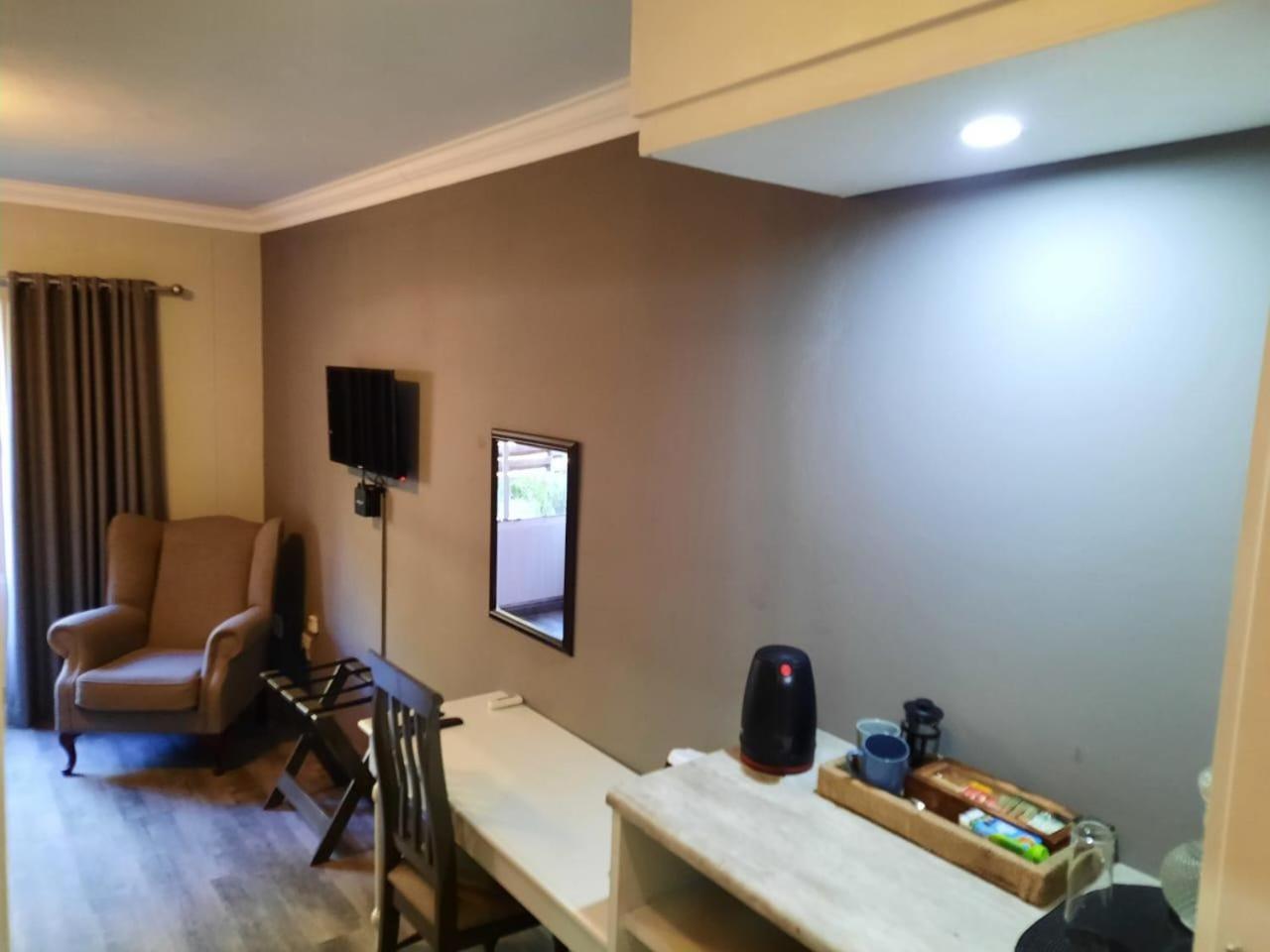 Vista Ort Hotel Kempton Park Ruang foto