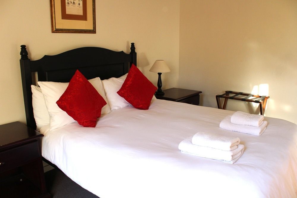Vista Ort Hotel Kempton Park Bagian luar foto